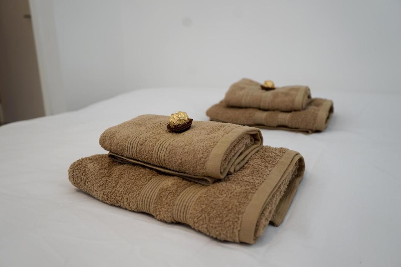 Luxury London Garden Home Sleep 7, 2 Mins To Metro Εξωτερικό φωτογραφία