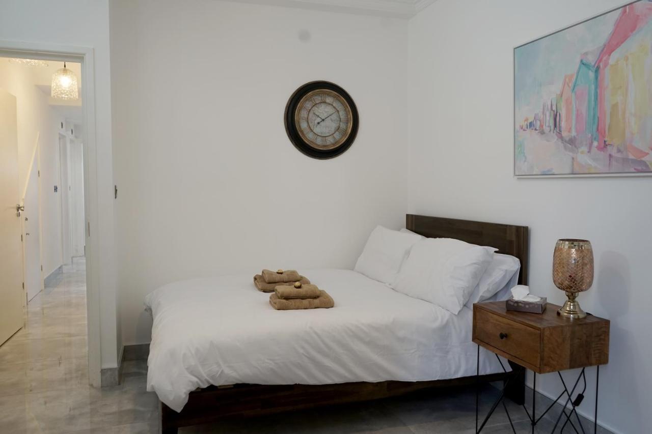 Luxury London Garden Home Sleep 7, 2 Mins To Metro Εξωτερικό φωτογραφία